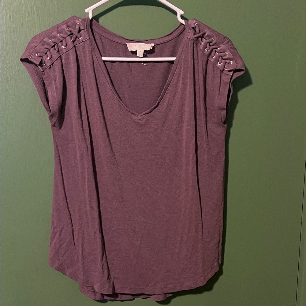 Pink Rose Purple Short Sleeve Top with Shoulder Details